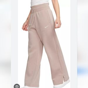Nike Phoenix Fleece High-Waisted Wide-Leg Sweatpants Size Small